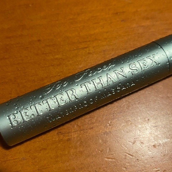 Too Faced Better Than Sex Waterproof Mascara - Picture 7 of 16